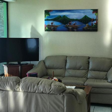Apartamento Torres De Atitlan Panajachel Exteriör bild