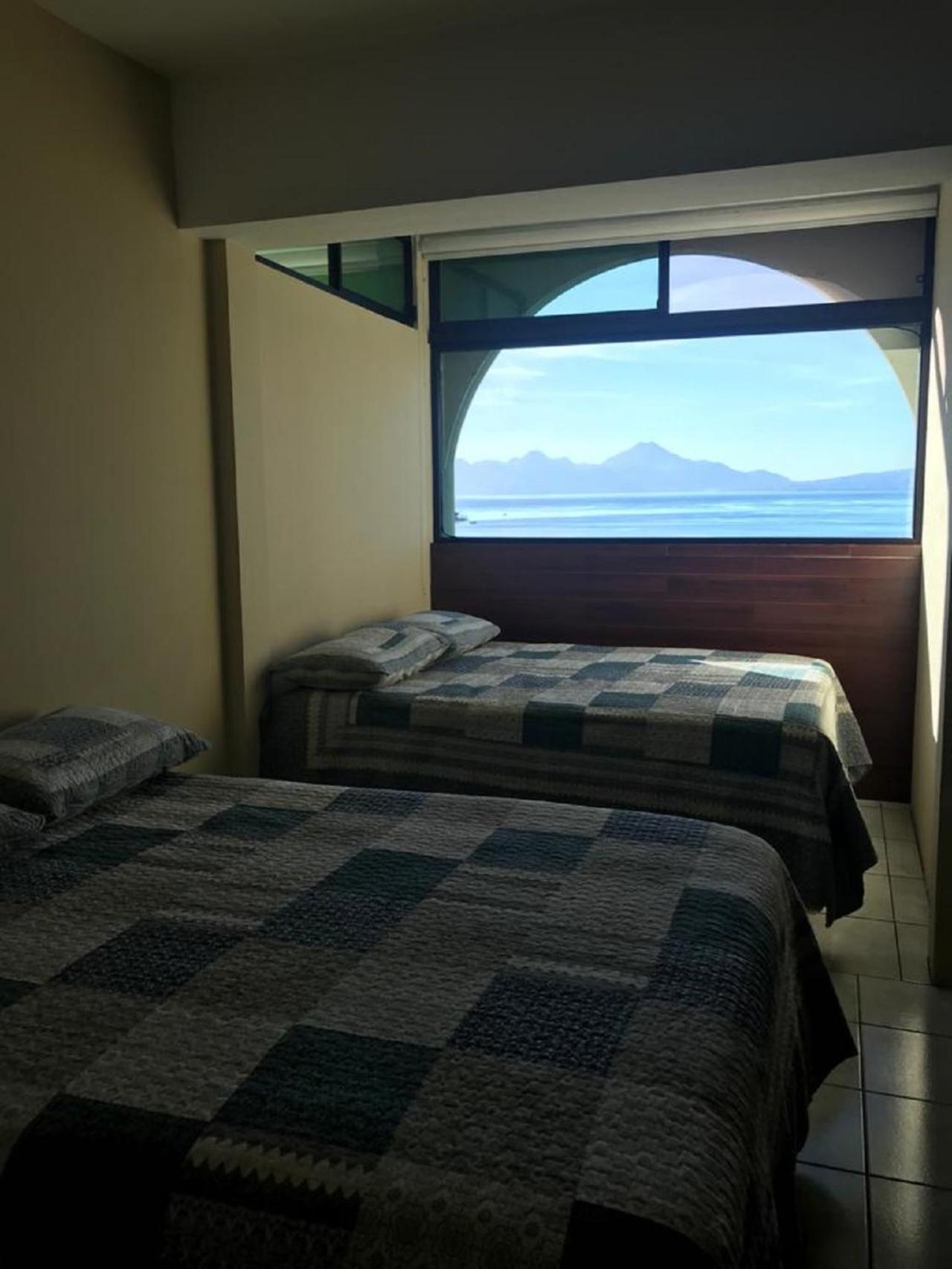 Apartamento Torres De Atitlan Panajachel Exteriör bild